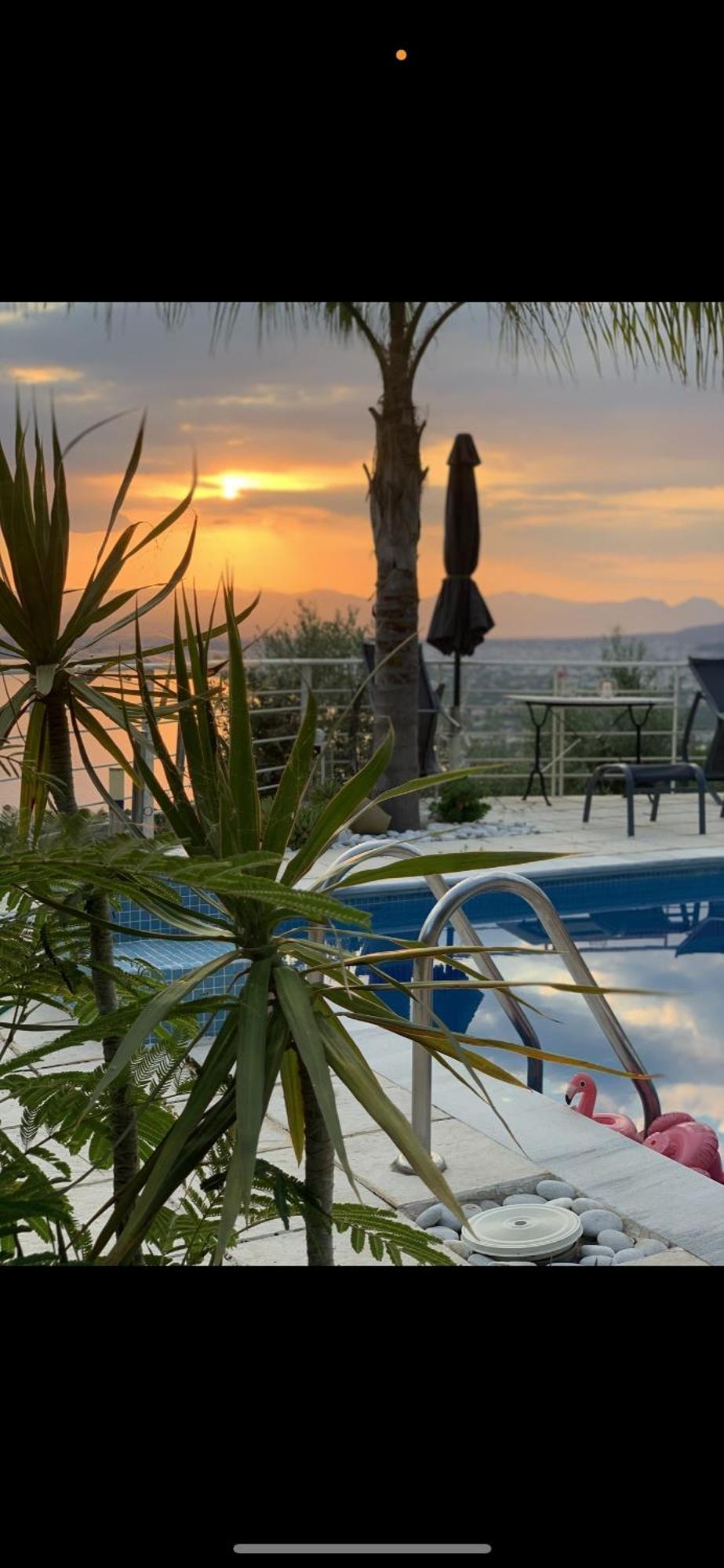 Marine'S Lux Villa:Golden Sunset Kalamata Exterior photo